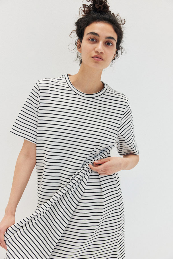 H&M Mama Amme-t-shirtkjole Hvit/stripet