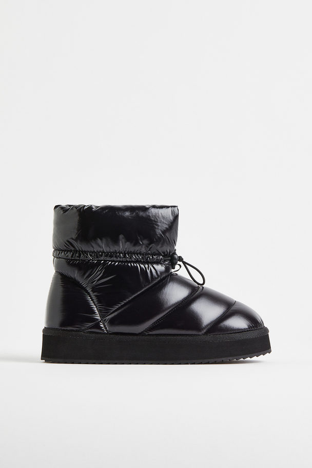 H&M Padded Boots Black