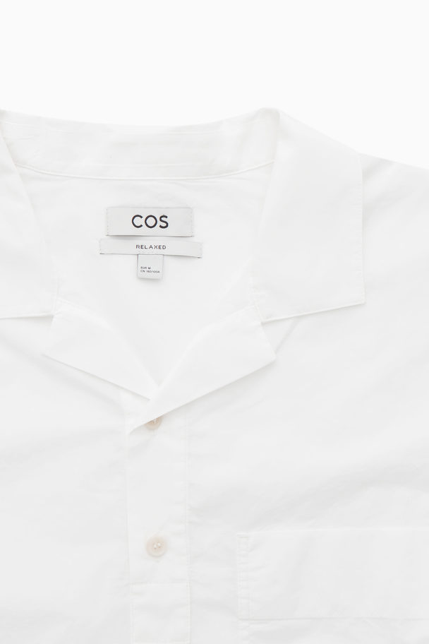 COS Kortärmad Skjorta Med Halv Knappslå Vit