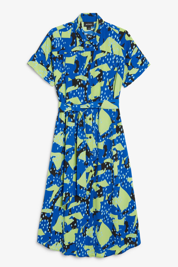 Monki Blau gemustertes Kleid mit Gürtel Blaue Collage