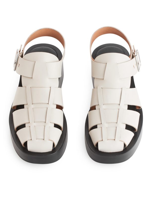 ARKET Sandalen mit Ledergitter Off-White
