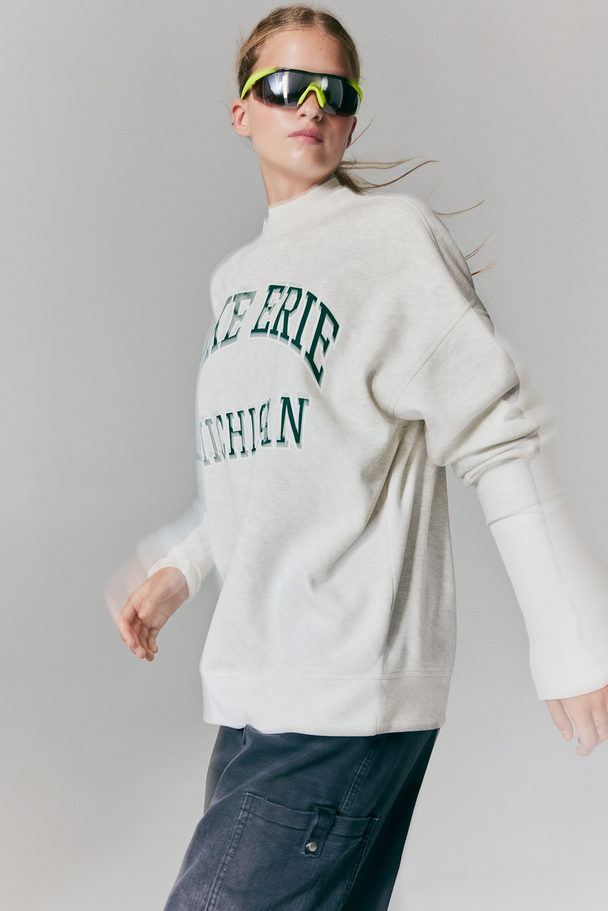 H&M Oversized Sweatshirt Med Motiv Ljusgråmelerad/lake Erie