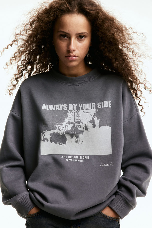 H&M Oversized Motif-detail Sweatshirt Dark Grey/always By Your Side