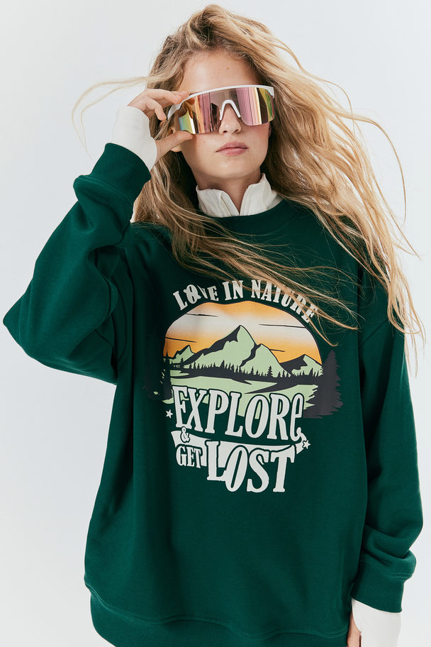 H&M Oversized Sweatshirt Med Motiv Mörkgrön/berg
