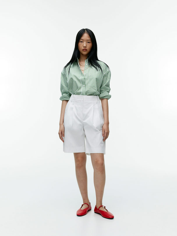 ARKET Relaxed Tailored Shorts White