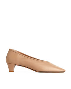 Heeled Leather Ballerina Beige