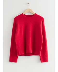 Locker geschnittener Strickpullover Rot