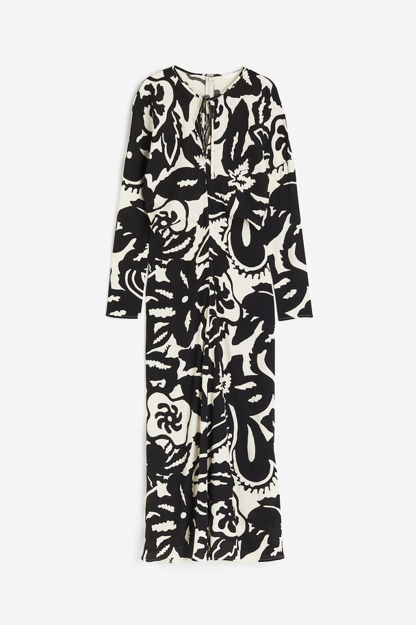 H&M Tapered-waist Dress Black/floral