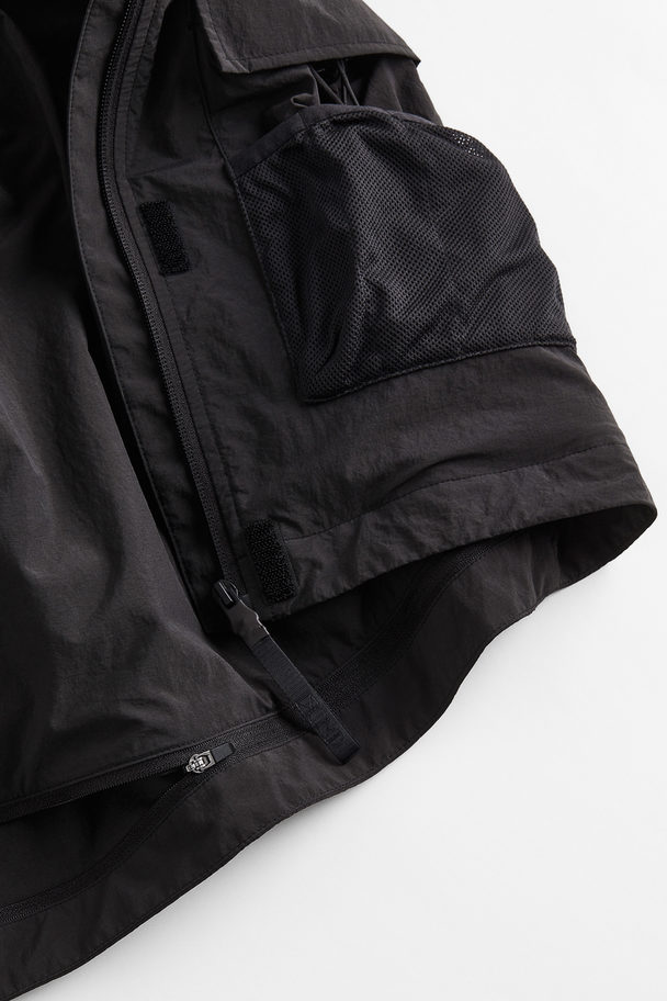H&M Vannavvisende Outdoor-jakke Med Regulerbar Lengde Sort
