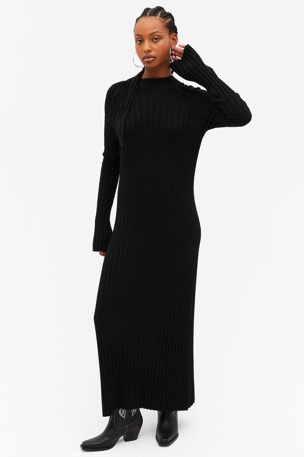 Monki Long Sleeved Rib Knit Maxi Dress Black