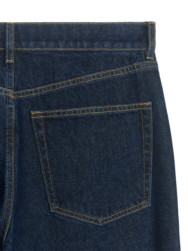 ARKET Lark Jeans Med Lös Passform Mörkblå