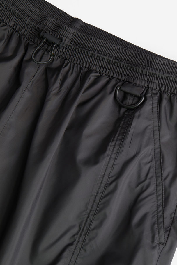 H&M Water-repellent Parachute Trousers Black