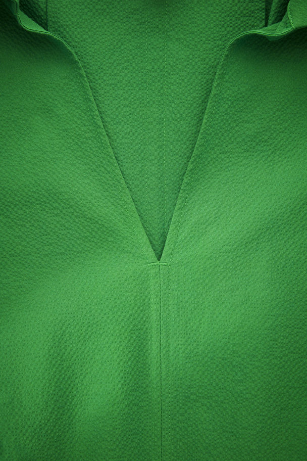 COS V-neck Seersucker Tunic Green