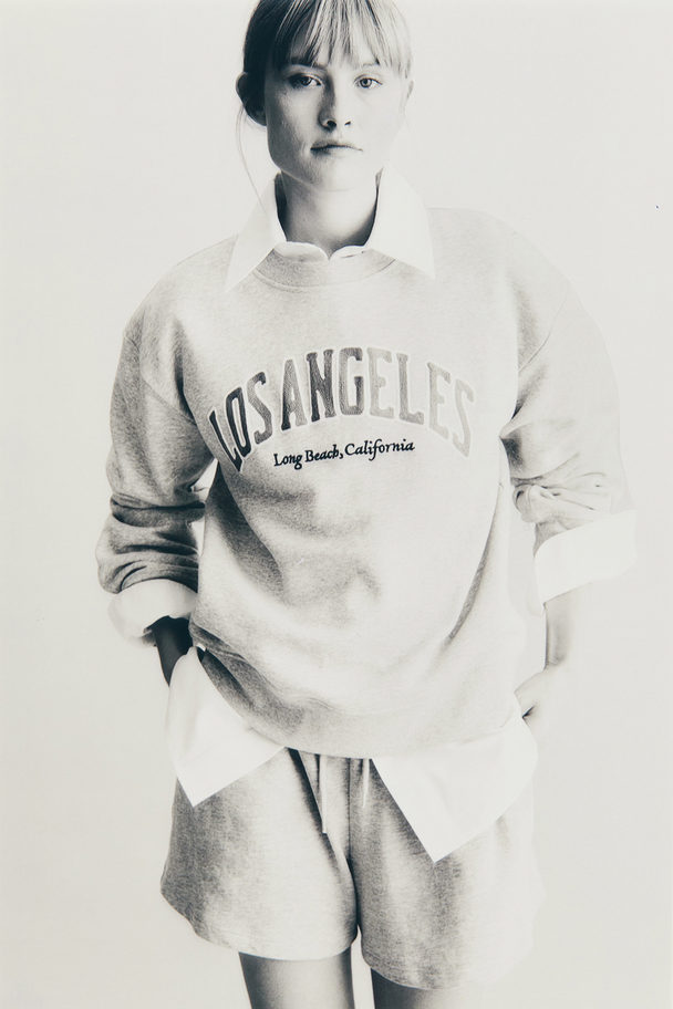 H&M Sweatshirt mit Print Hellgraumeliert/Los Angeles