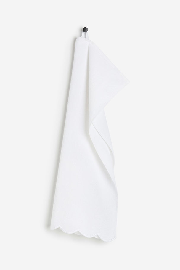 H&M HOME Scalloped-edge Hand Towel White