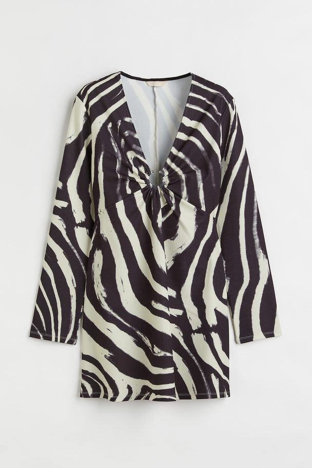 H&M V-neck Dress Black/zebra Print