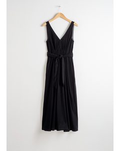 Belted Velvet Midi Dress Black