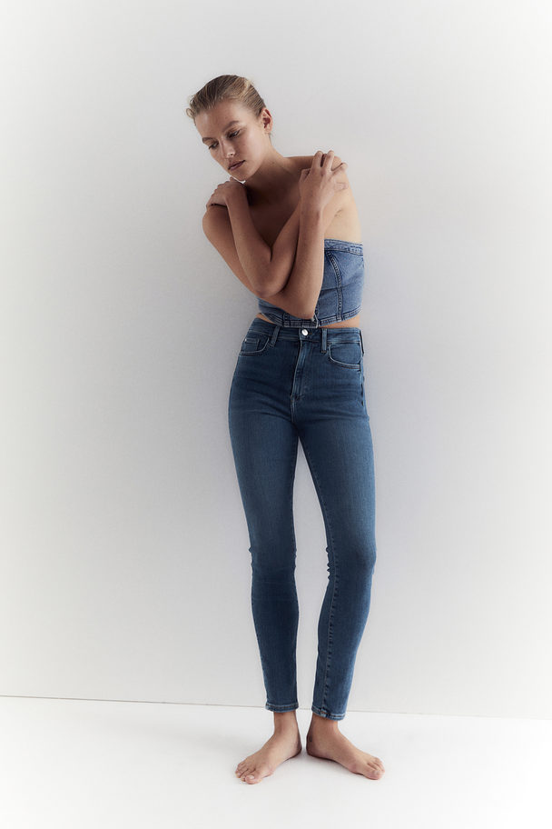 H&M True To You Skinny Ultra High Ankle Jeans Dunkles Denimblau