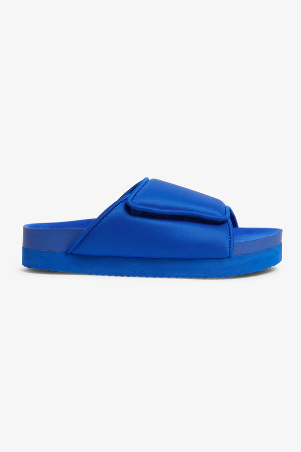 Monki Blue Padded Flatform Sandals Blue