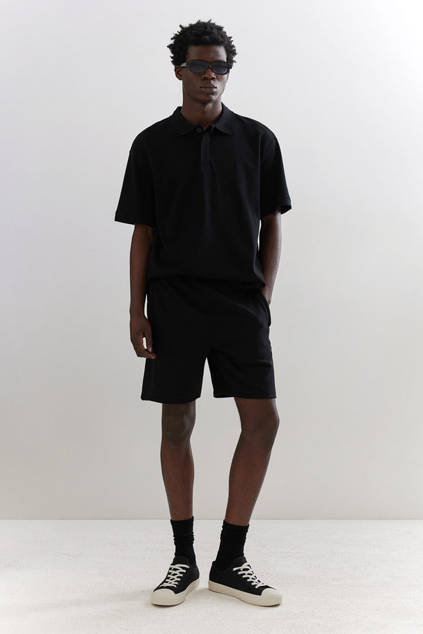 H&M COOLMAX® Shorts Schwarz