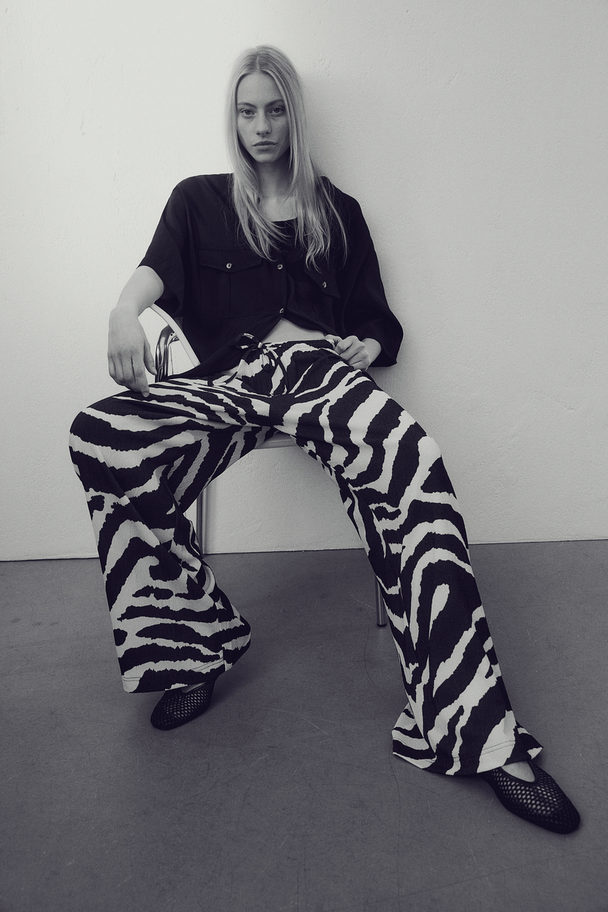 H&M Wijde Pull-on Broek Zwart/zebradessin