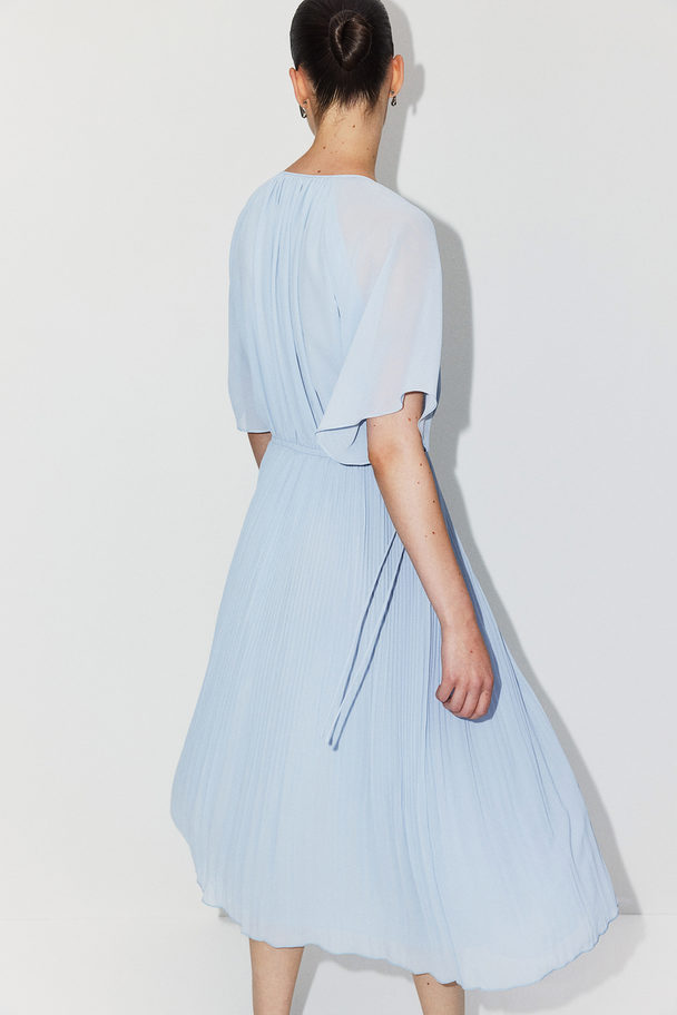 H&M Mama Pleated Nursing Dress Light Blue