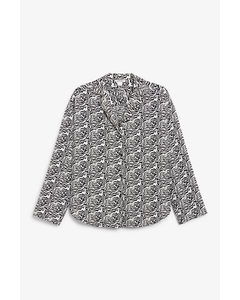 Pyjamashirt Met Zwart-wit Wervel Patroon Zwart-wit Retropatroon