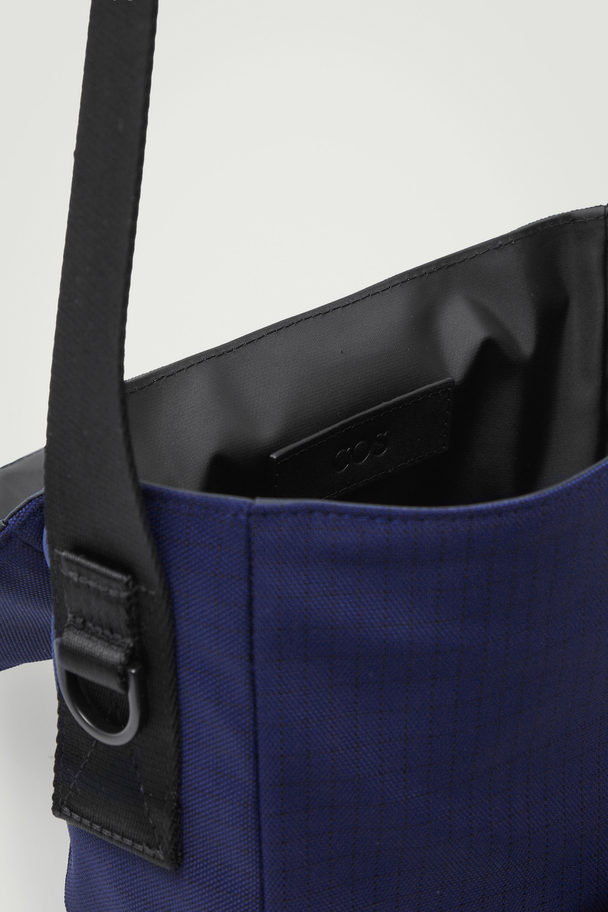 COS Grid Crossbody Bag - Ripstop Dark Blue