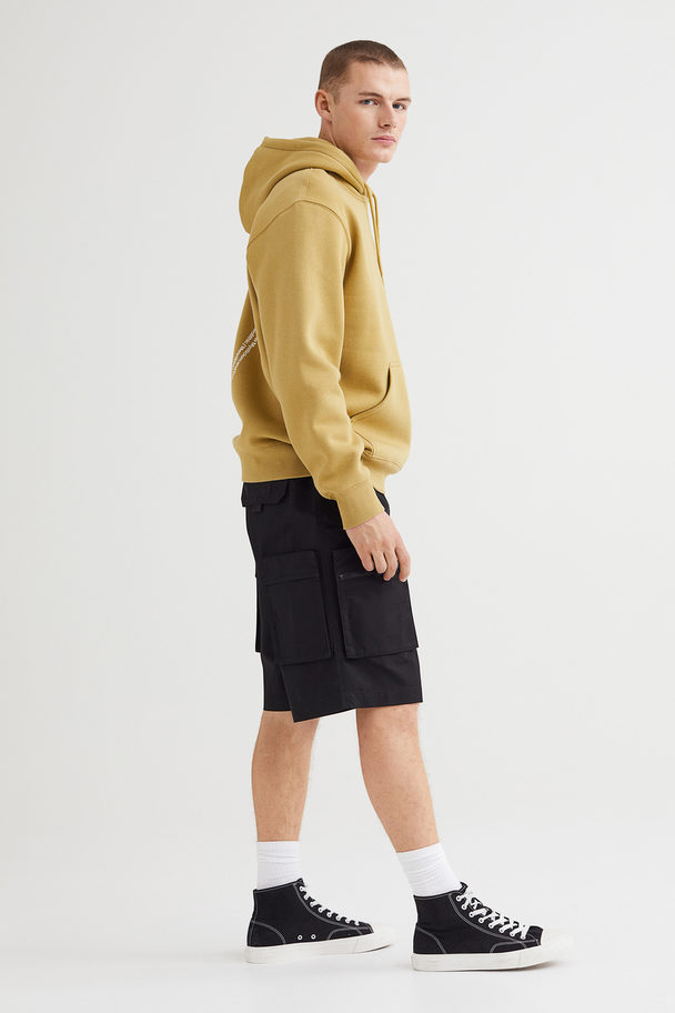 H&M Relaxed Fit Ripstop Cargo Shorts Black
