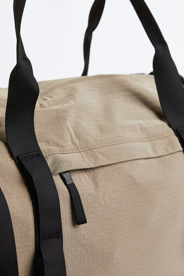 H&M Water-repellent Sports Bag Beige