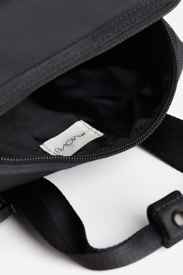H&M Water-repellent Mini Crossbody Sports Bag Black