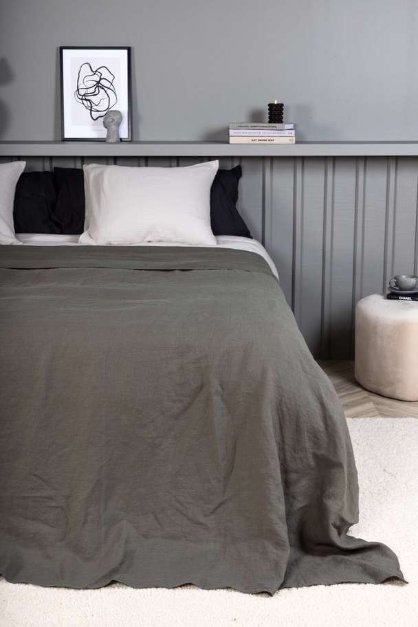Venture Home Milo Bedspread