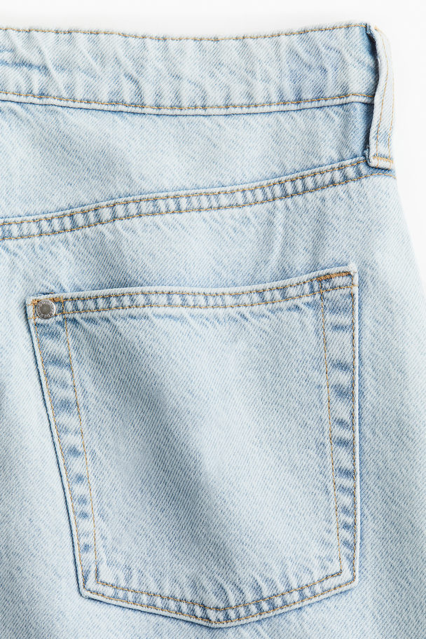 H&M Feather Soft Denimrock Blasses Denimblau