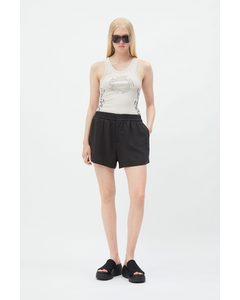 Everly Woven Shorts Black
