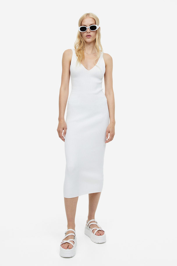 H&M Bodycon-Kleid in Rippstrick Cremefarben