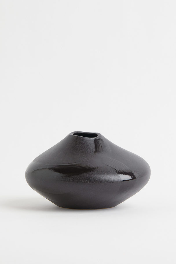 H&M HOME Asymmetrische Vase aus Steingut Schwarz