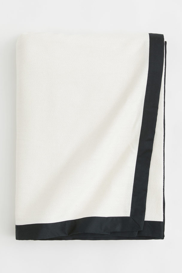 H&M HOME Trimmed Bedspread White/black