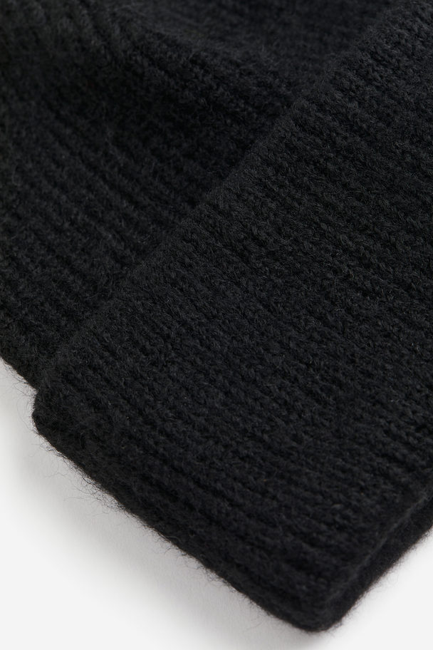 H&M Rib-knit Beanie Black