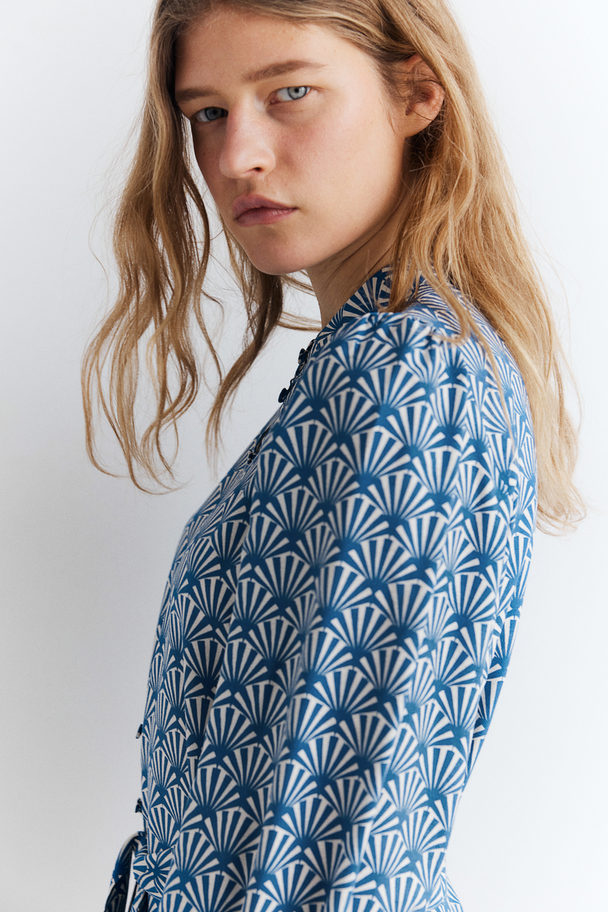H&M Kleid in A-Linie Blau/Gemustert