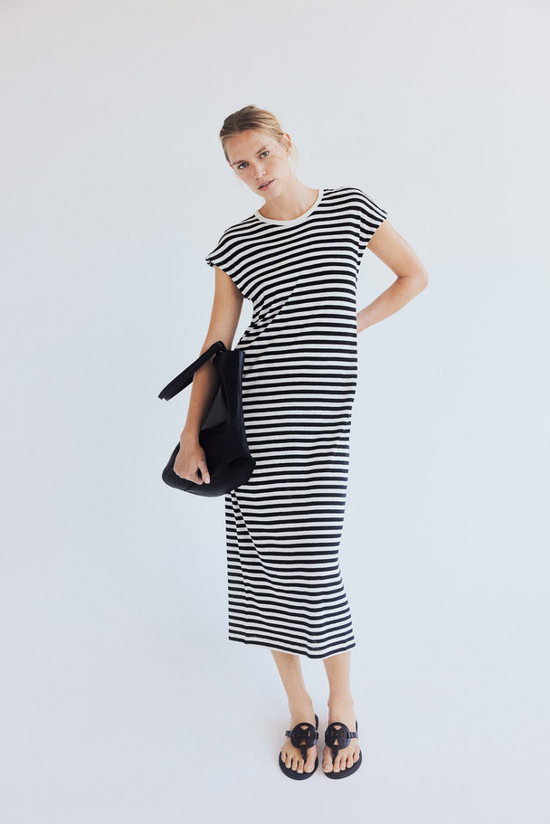 H&M Midi-kjole I Hørblanding Sort/hvidstribet