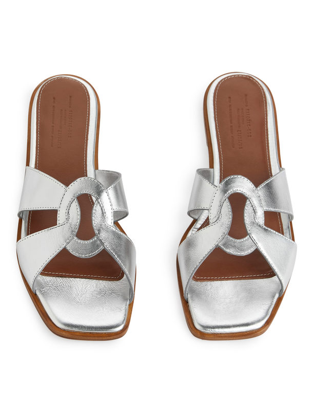 ARKET Flade Slip in-sandaler I Læder Sølv