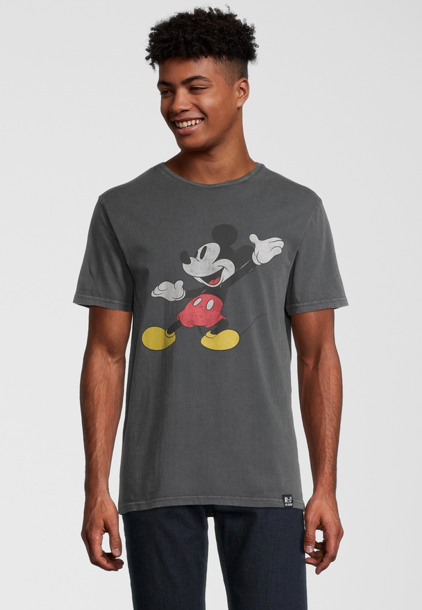 Re:Covered Disney Mickey Mouse Posing T-Shirt