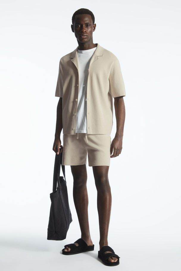 COS Minimal Knitted Shorts Stone