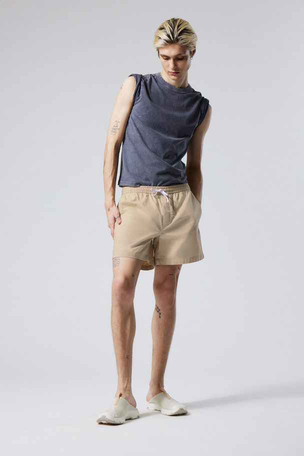 Weekday Oxford-Shorts mit normaler Passform Beige