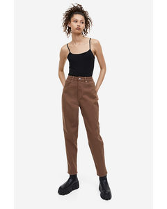 Mom Loose Fit Twill Trousers Brown