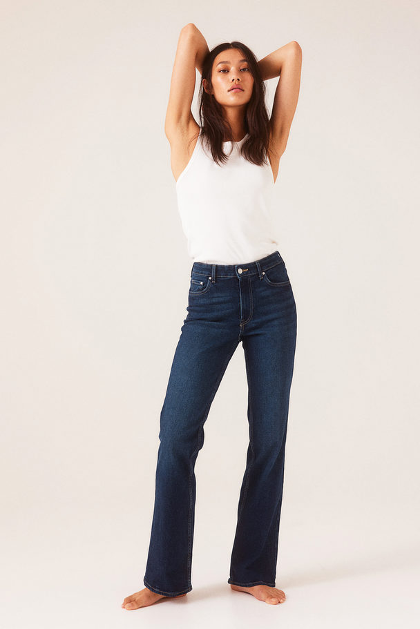 H&M Bootcut High Jeans Dunkles Denimblau
