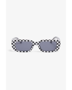 Oval Framed Sunglasses Checkerboard