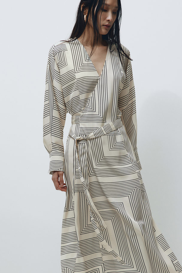 H&M Wrap Dress Cream/patterned