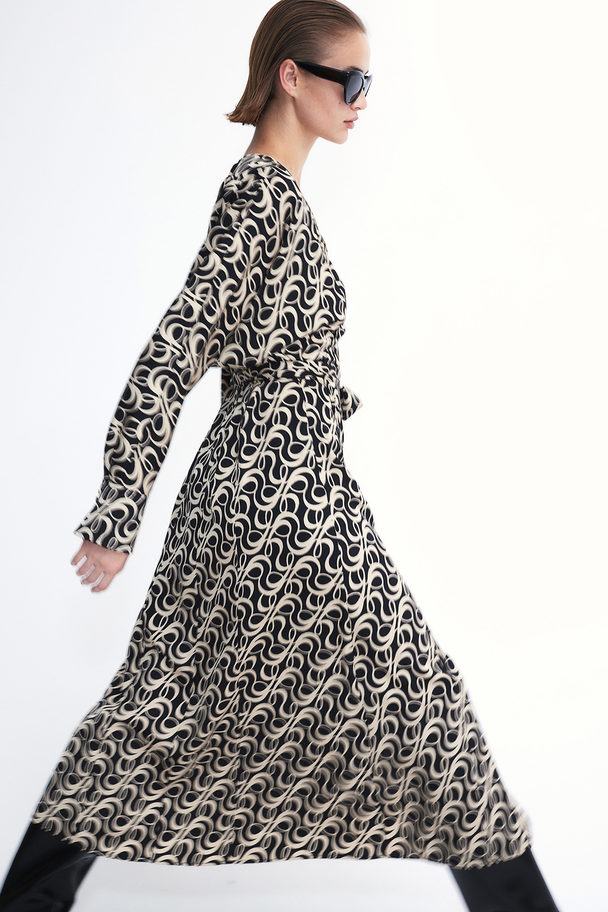 H&M Wrap Dress Black/beige Patterned