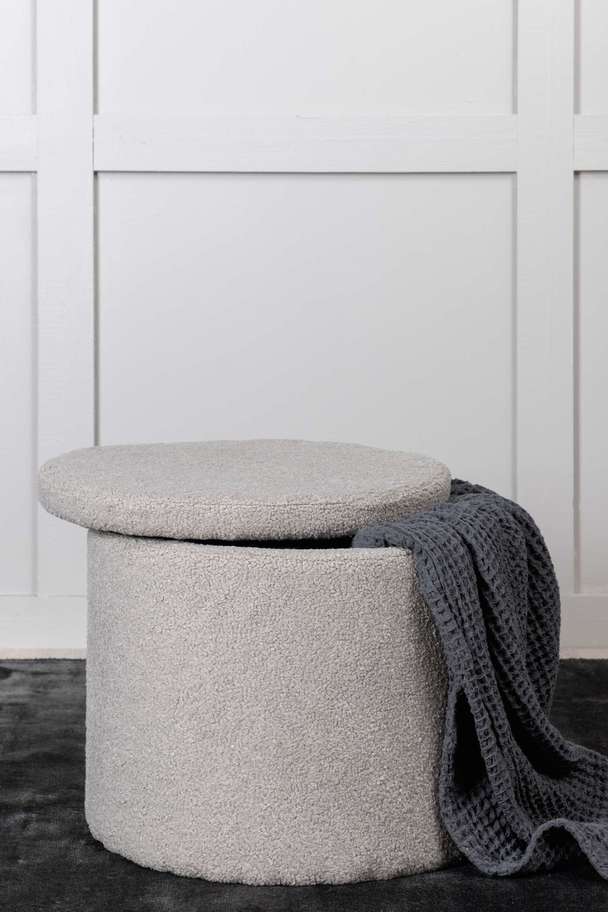 Venture Home Dunken Pouf